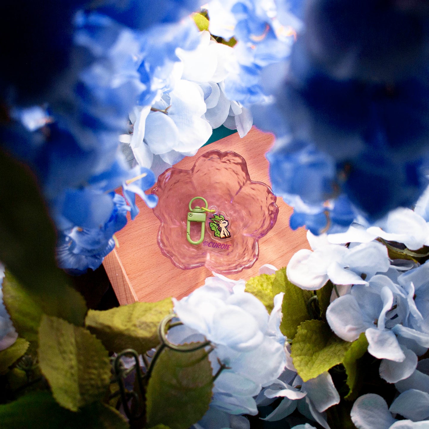 Mini-mon #470 (Acrylic Keychain)